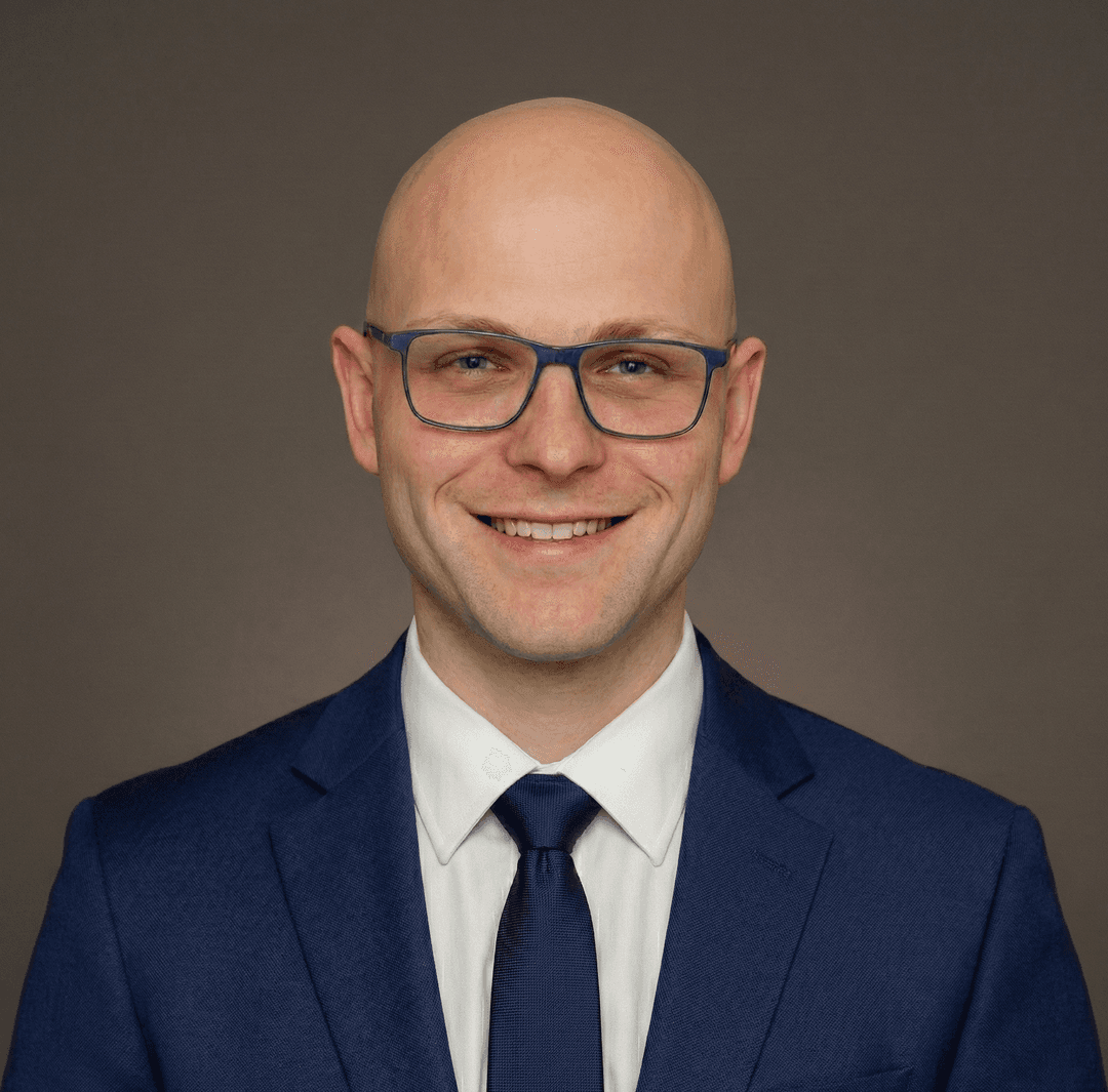 Dr. Michael V. Lin, MD - Board-Certified Physiatrist